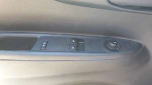 Vand Opel Karl Rocks