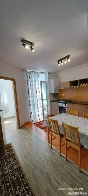   Închiriez apartament in Florești zona Tineretului - imagine 2