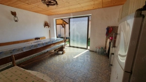 Casă spațioasă de vânzare în comuna Roșia .COMISION 0% - imagine 18