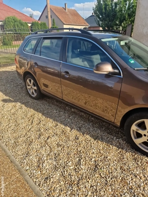 Golf 6,1,6diesel,mocca braun,carte service,acte TÜV,variante microbus. - imagine 4