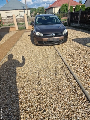 Golf 6,1,6diesel,mocca braun,carte service,acte TÜV,variante microbus. - imagine 5