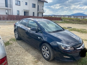 Vând Opel astra J !