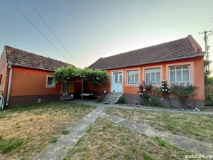 Casă de vânzare, județul Arad