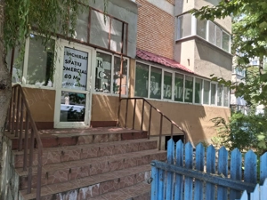 Apt 4 camere spatiu comercial 80 MP de închiriat Alexandria