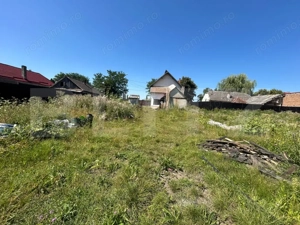 Casa cu parau in spatele curtii in Prejmer, ideala pentru investitie - imagine 13