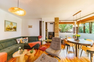 Locuiește lângă pădure, dar cu toate facilitățile la îndemână - imagine 3