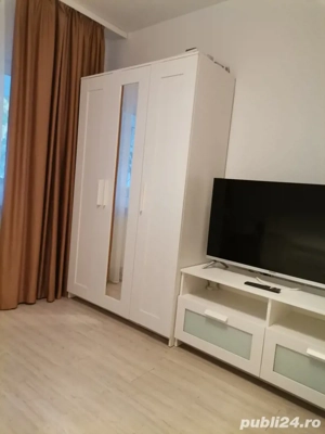Închiriez cameră în apartament la un student nefumător in perioada anului universitar. - imagine 2