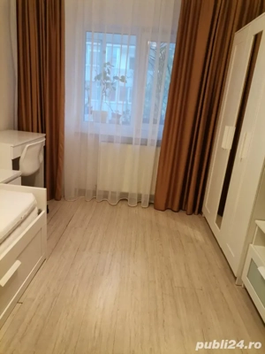 Închiriez cameră în apartament, de la 1 sept la un student nefumător in perioada anului universitar.