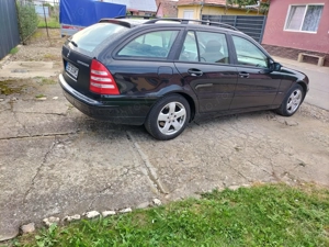 Vind Mercedes C180 Kompresor 2003 unic proprietar în România  - imagine 3