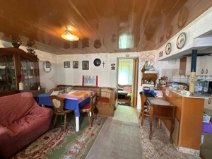 Casa saseasca de vanzare, curte, gradina, teren 3000 mp - Jimbor, jud Brasov - imagine 11