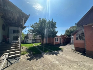 Casa saseasca de vanzare, curte, gradina, teren 3000 mp - Jimbor, jud Brasov - imagine 4