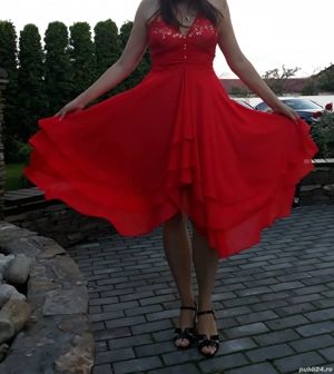 rochie rosie de seara