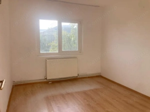 52500€!Apartament 3 camere,70mp,dec,la 2 min de centru - imagine 4