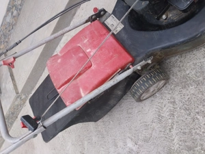 Vând mașină de tuns iarba - imagine 2