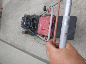 Vând mașină de tuns iarba - imagine 4