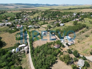 Casă și teren de vânzare în Parincea jud. Bacău. - imagine 5