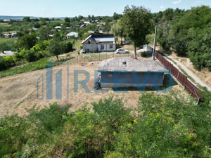 Casă și teren de vânzare în Parincea jud. Bacău. - imagine 15