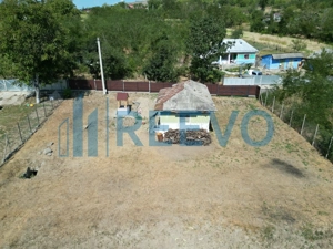 Casă și teren de vânzare în Parincea jud. Bacău. - imagine 11