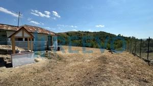 Casă și teren de vânzare în Parincea jud. Bacău. - imagine 4