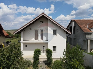 Casă / Vilă de vânzare situata in Recas, 195 mp (suprafata construita)