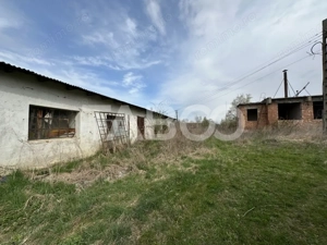 Spatiu industrial 5030 mp cu toate utilitatile acces auto Sat Sercaia - imagine 8