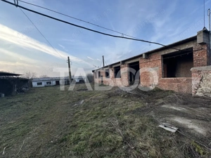 Spatiu industrial 5030 mp cu toate utilitatile acces auto Sat Sercaia - imagine 3