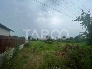 Teren intravilan 2200 mp si constructie demolabila in Voila