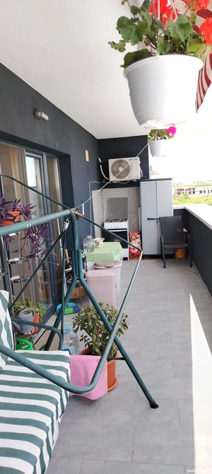 Proprietar vînd ap 3 cam decomandat bloc nou 2017 cu terasă acoperită de18m2 ap 60 m2 utili în zona