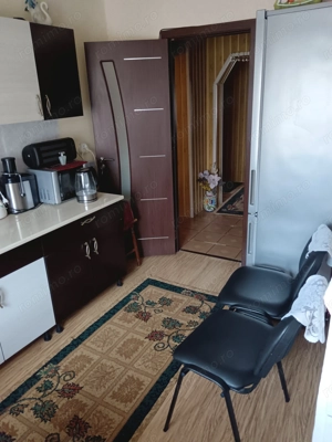 Apartament trei camere de închiriat în Comănești - imagine 5