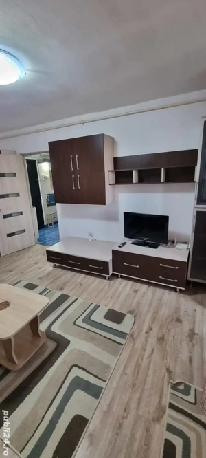 Apartament 2 camere decomandat zona Tomis 3