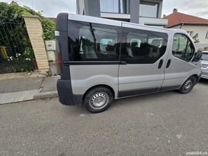 Renault Trafic 8+1 locuri - imagine 2