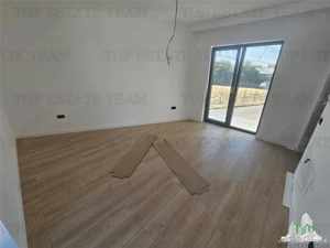 Vila noua design modern 4 camere in Giulesti - imagine 6