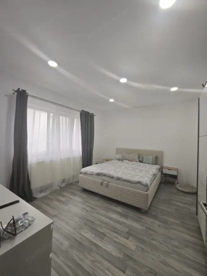 Apartament cu o cameră, gata de mutat, complet mobilat și utilat - imagine 3