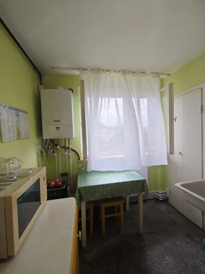Apartament 4 camere, 2 băi, 70 mp – zonă verde și liniștită - imagine 6