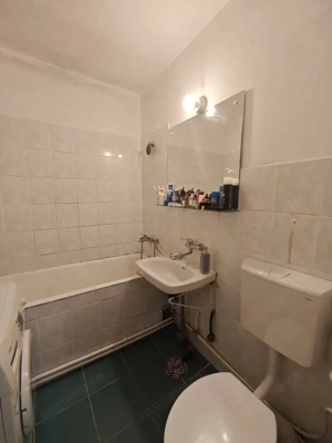 Apartament 4 camere, 2 băi, 70 mp – zonă verde și liniștită - imagine 12