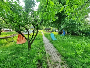 Proprietate unică în centrul Buftei   1.807 mp teren + 2 case + grădină superbă. - imagine 2