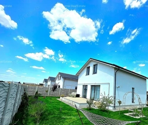 Locuință P+M în zona Bulevardului 1 Mai   4 Camere Spațioase