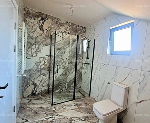 Locuință P+M în zona Bulevardului 1 Mai   4 Camere Spațioase - imagine 8