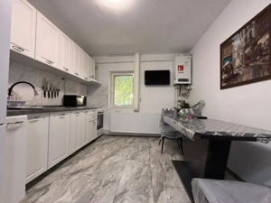 Apartement modern, semidecomandat, 2 camere, 60 mp, parter - Dambovita - imagine 4