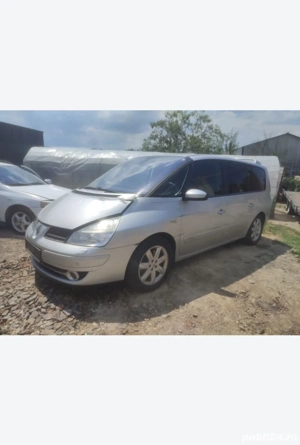 Dezmembrez Renault Espace 4 2.0 dci 2009 - imagine 2
