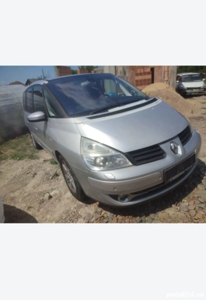 Dezmembrez Renault Espace 4 2.0 dci 2009