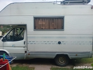 vand autorulota Ford Transit