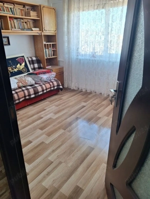 Apartament 2 camere semidecomandat   INEL II, Constanța - imagine 4
