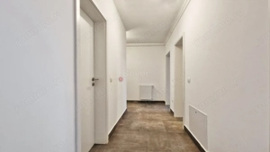 Structura Generoasa Si Acces Facil - imagine 10 Structura Generoasa Si Acces Facil - imagine 10