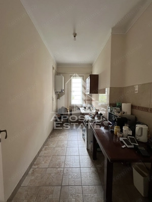 Apartament 4 camere cu poziție ultracentrala - imagine 18