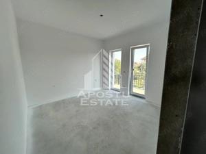 Vand apartament in triplex P+E+M, proiect deosebit, la alb, Sacalaz. - imagine 8