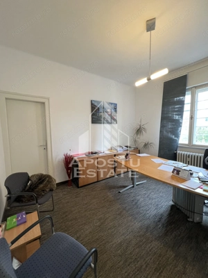 Apartament 4 camere cu poziție ultracentrala - imagine 16