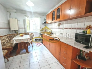 Apartament 3 camere de vanzare Bacau - imagine 7