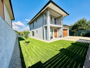 Vilă P+1E cu 4 Camere, 395 mp Teren   Comuna Berceni, Preț 260.000 Euro - imagine 2