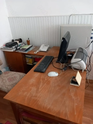 Birou cu calculator(desktop, tastatură, maus) 
